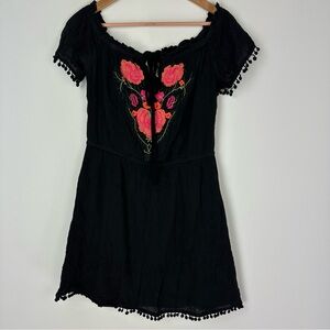 Dizzy Lizzy Off the Shoulder Boho Embroidered Dress Size Medium
